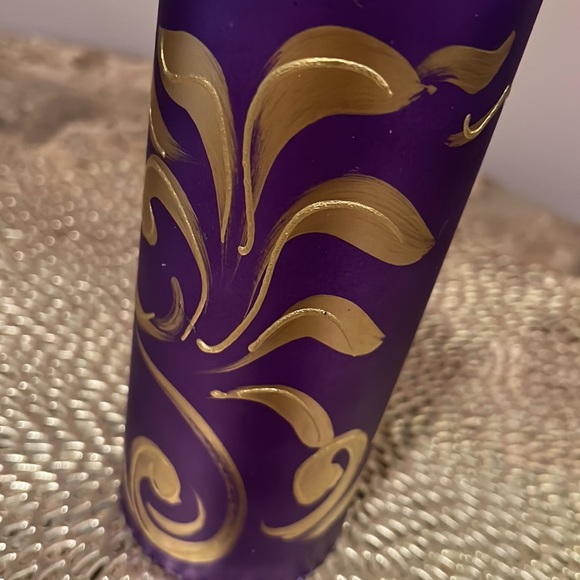 Neiman Marcus Candle - Picture 6 of 10